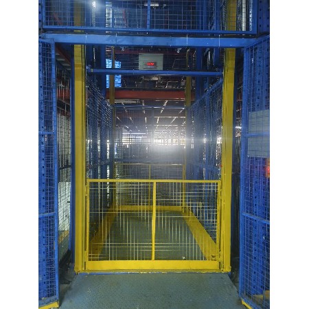 液壓升降平臺(tái)帶手動(dòng)配重門(mén)